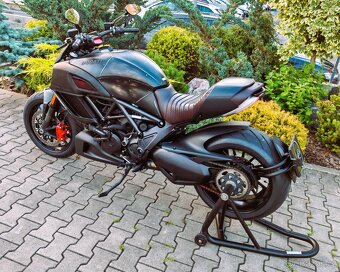 DUCATI DIAVEL DIESEL EDITION 666-ZBERATELSKY KUSOK - 13