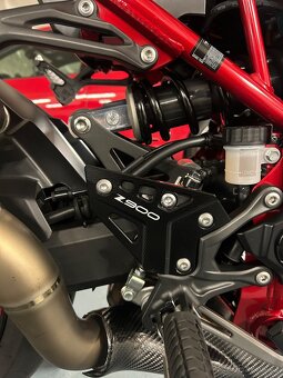 Kawasaki Z900 (2022) - 13