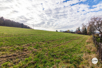 Stavební pozemek o výměře 1043 m2 v obci Skalice - 13