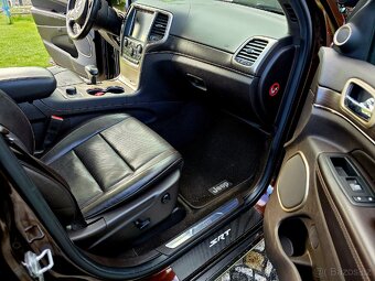 Jeep Grand Cherokee wk2 summit 3.0 V6 - 13