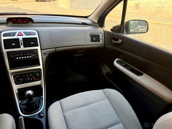 Peugeot 307 1.6HDi 66kw Klima 2.Maj Servis nová STK - 13
