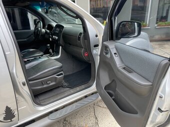 NISSAN NAVARA D40 2.5TDi-140KW-KRASAVEC-TOP STAV- - 13