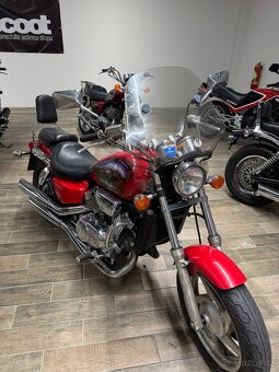 Koncici vystava moto  v Tesco -Shopland Opava-slevy do 14.8. - 13