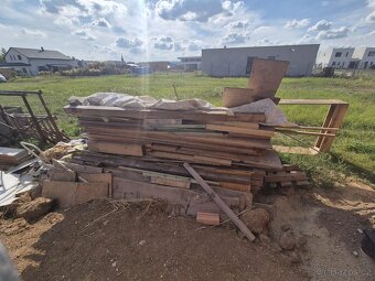 Prodej přebytků ze stavby - 13