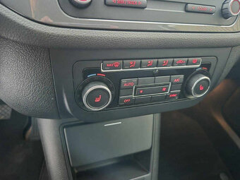 Volkswagen Tiguan 2.0 TDI 4 MOTION R-Line - 13