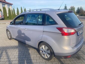 Ford Grand C Max - 13
