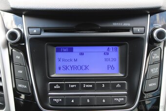 Hyundai i30 1,4 CVVT NOVÉ V ČR,TRIKOLOR,2012 - 13