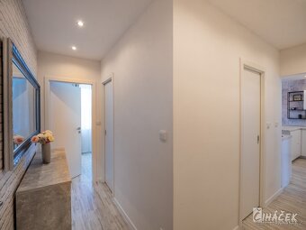 Byt 3+kk s balkonem Brno-Bystrc | kousek od přehrady - 13