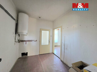 Prodej bytu 3+1, 98 m², Krnov, ul. Partyzánů - 13