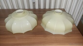 Různé typy stahovacích lustrů s velkým výběrem stínítek - 13