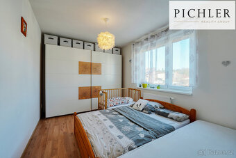 Prodej bytu 3+kk 76,2 m² s balkonem , vlastní parkovací stán - 13