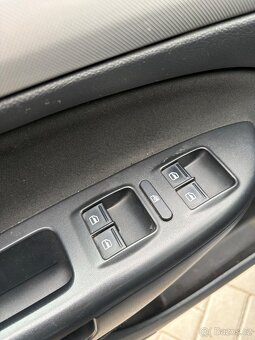 Škoda Octavia 1.6 TDI 77 kW, r.v. 2011, sedan - 13