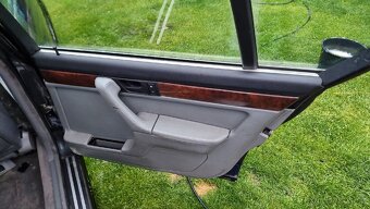 BMW E32 750 12V 5.0 - 13