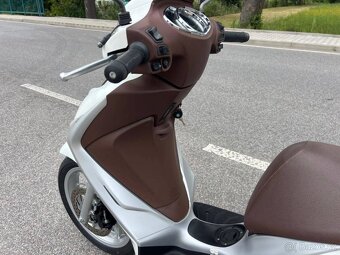 Piaggio Medley 125 ABS - 13
