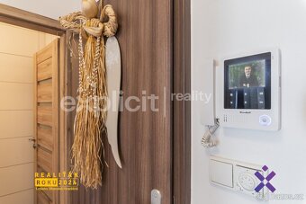 Prodej bytu 3+kk 65 m2 s vlastní zahradou 127 m2 a dvěmi stá - 13