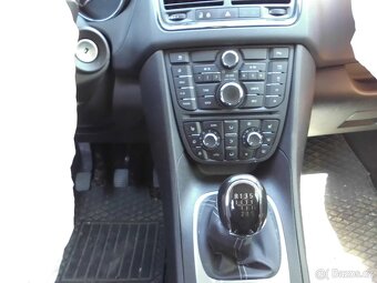 OPEL MERIVA 12.2015- lift model- 1.4 benzin- turbo-I majitel - 13