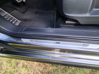 VW touran R-Line DSG 1.4Tsi - 13