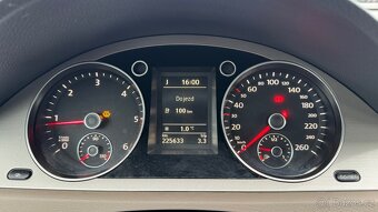VW Passat 2.0 TDi Comfortline CR - 13