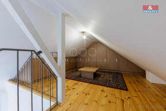 Prodej bytu 4+kk s garáží, 70 m², Karlovy Vary, ul. Husova - 13