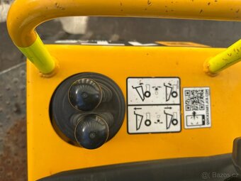 Kolový mini dumper JCB 1T - 2S5 - 13