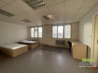 Pronájem, Rodinné domy, 180 m2 - Staré Město, ev.č. 02874 - 13