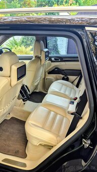 Porsche Cayenne - 13