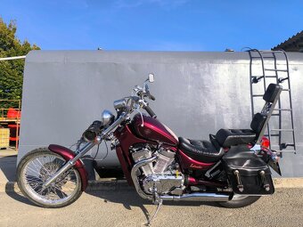 Suzuki VS 750 Intruder TOP STAV - 13