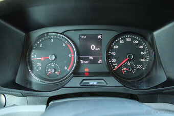 MAN TGE 2,0TDI L4H2, ODPRUŽENÉ SEDADLO ŘIDIČE - 13