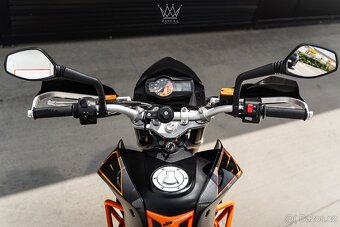 KTM 690 Duke - 13