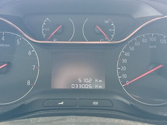 Opel Crossland 1,2 SERVISKA,ČR - 13
