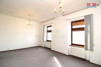 Pronájem bytu 4+1, 140 m², Praha 10, ul. U hráze - 13