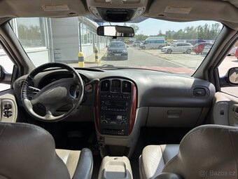 Chrysler Grand Voyager - 13