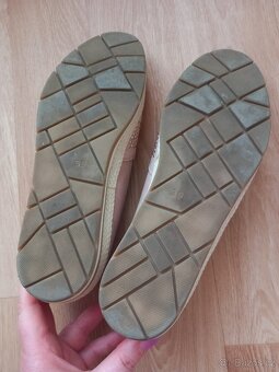 Kožené espadrilky MARCO TOZZI vel. 39 - 13