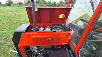 malotraktor MT 8 150 s kabinou - 13