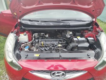 Hyundai ix20 1.6 benzín 6Kvalt,KOUP. ČR,1 MAJITEL,PO SERVISU - 13