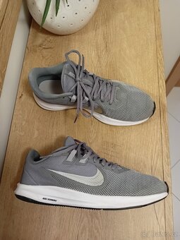 Nike dámské sportovní tenisky vel. 41 - 13