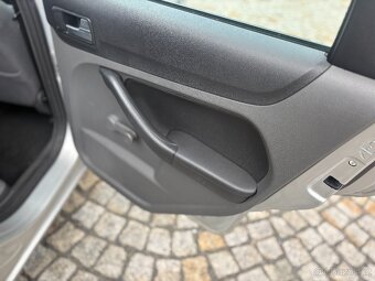 Ford Focus 1.6 LPG - 13