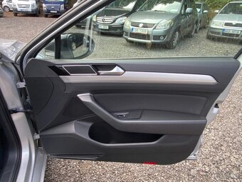 Volkswagen Passat Combi 2.0TDI 110kW automat tažné klima ACC - 13