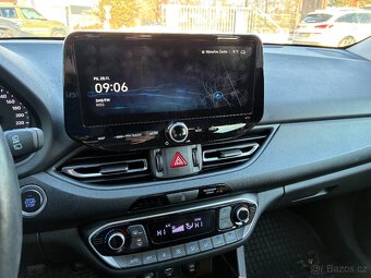 Hyundai i30 WG 1.5T-GDi 118kW SMART PLUS ZÁRUKA ČR - 13