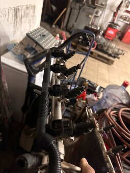 Audi A6 C6 – motor 4.2 V8 benzín 246 kW + převodovka - 13