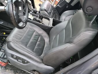 Prodám VW Touareg 7P 3.0 TDI 176kw - 13