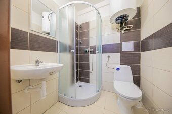 Cenově dostupné bydlení s kompletním zázemím - 13