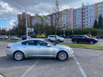 Jaguar XF 2.7 V6 152KW pohonX2 - 13