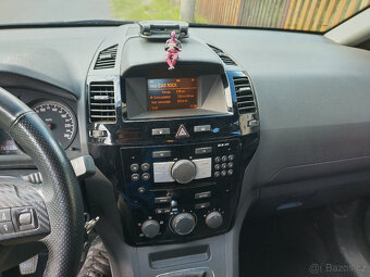Opel Zafira B 1,6 CNG Turbo - 13