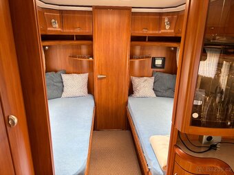 Obytný karavan Hobby Excellent 560 WLU - 13