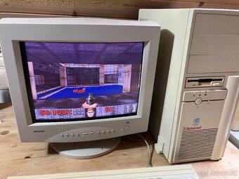 RETRO INTEL PENTIUM 75Mhz, 8 MB RAM, 1MB VGA, 60GB HDD, - 13