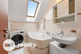 Byt 2+kk, 54 m² s balkonem - 13