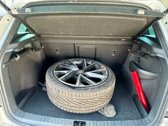 Škoda Karoq Sport line 2.0 TSI (140Kw) - 13