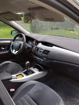 Renault Laguna 3     2.0 Dci. - 13