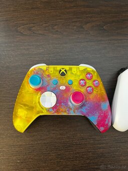 Xbox One X 1TB Project Scorpio Edition - 13